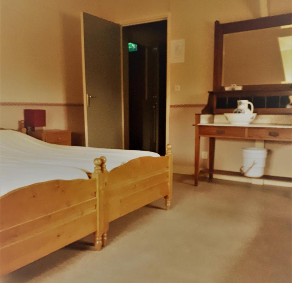 Steenderen Hotel Cafe Zaal Heezen מראה חיצוני תמונה