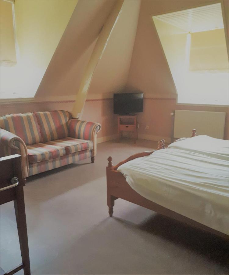 Steenderen Hotel Cafe Zaal Heezen מראה חיצוני תמונה