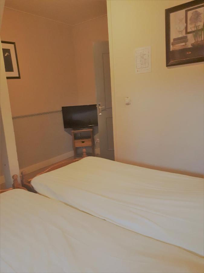 Steenderen Hotel Cafe Zaal Heezen מראה חיצוני תמונה