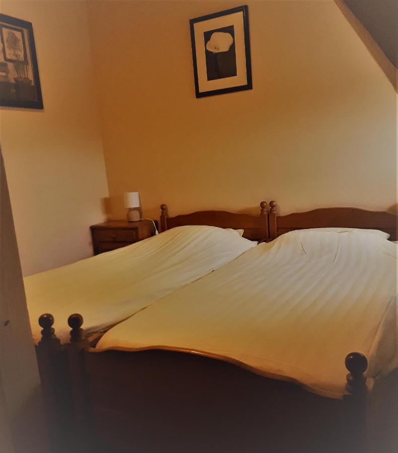 Steenderen Hotel Cafe Zaal Heezen מראה חיצוני תמונה