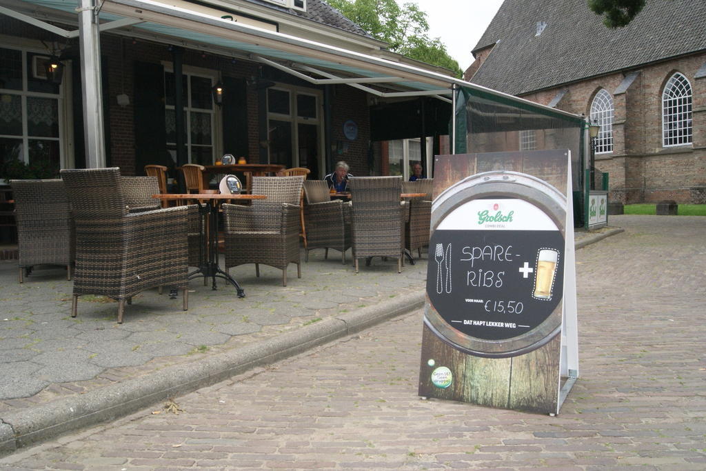 Steenderen Hotel Cafe Zaal Heezen מראה חיצוני תמונה