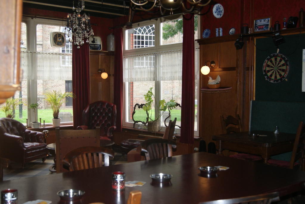 Steenderen Hotel Cafe Zaal Heezen מראה חיצוני תמונה