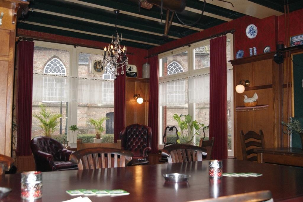 Steenderen Hotel Cafe Zaal Heezen מראה חיצוני תמונה